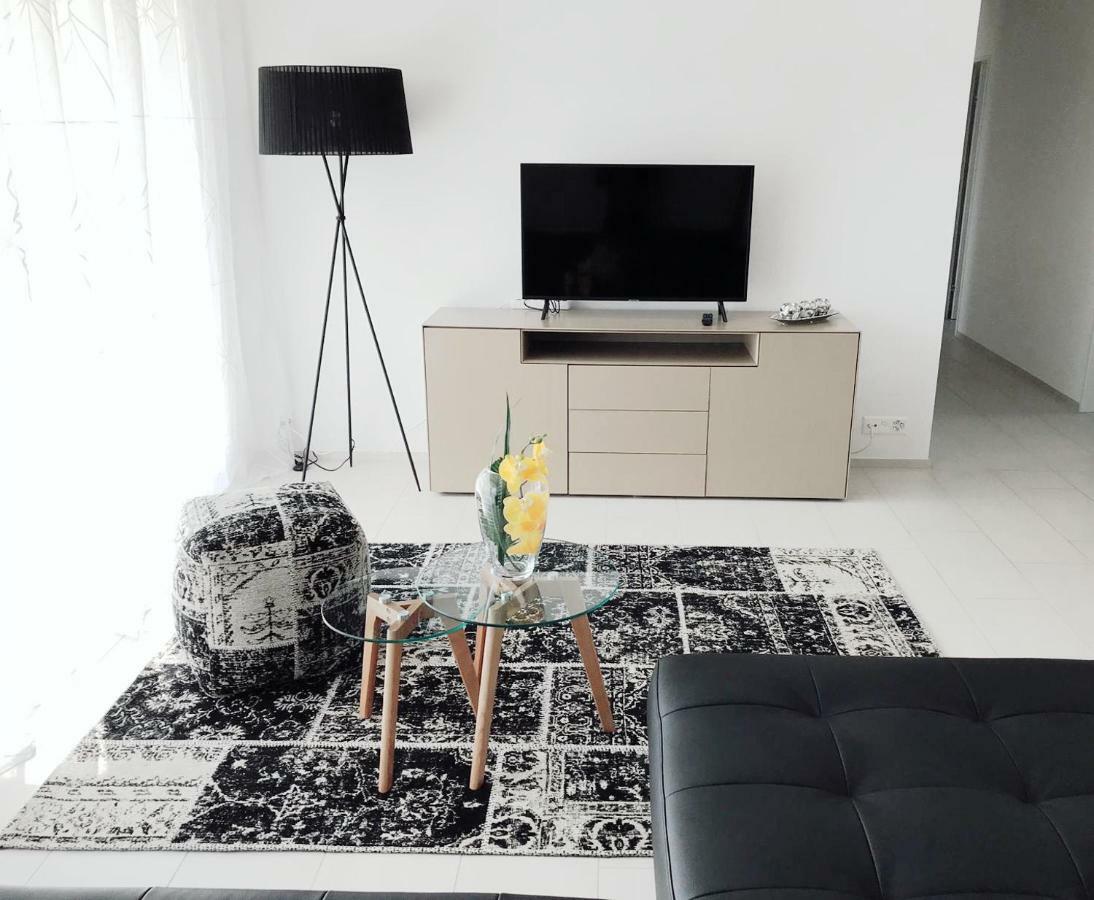 Easy-Living Apartments Dietwil Bagian luar foto