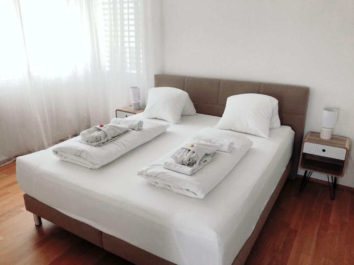Easy-Living Apartments Dietwil Bagian luar foto